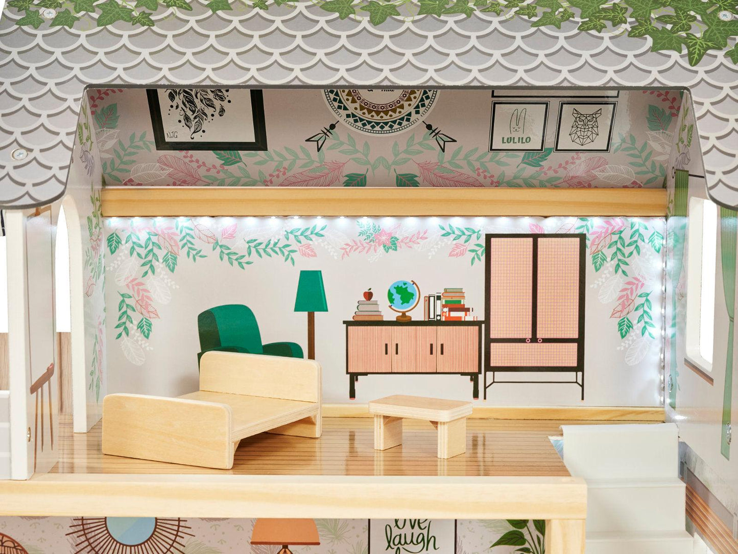 Domeček pro panenky s LED osvětlením