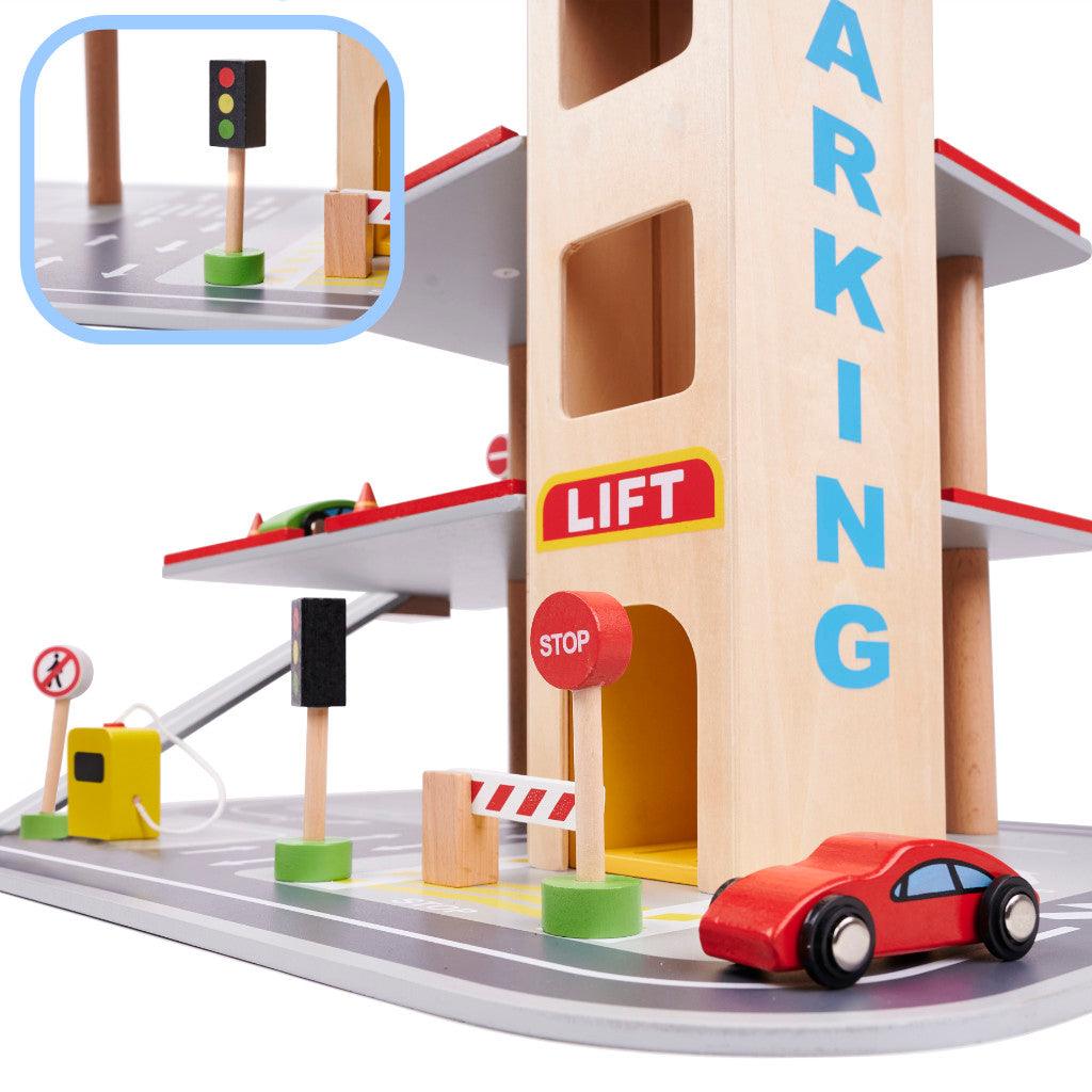 Dřevěné dvoupatrové parkoviště