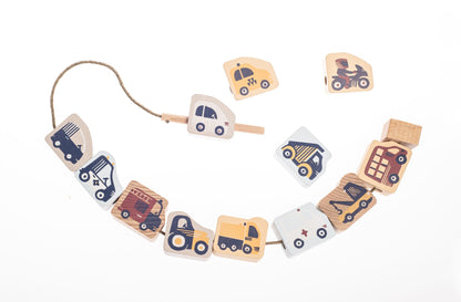 CUBIKA Pastel 16006 Navlékací dopravní prostředky - navlékací set - 13 dřevěných dílů a 8 předloh