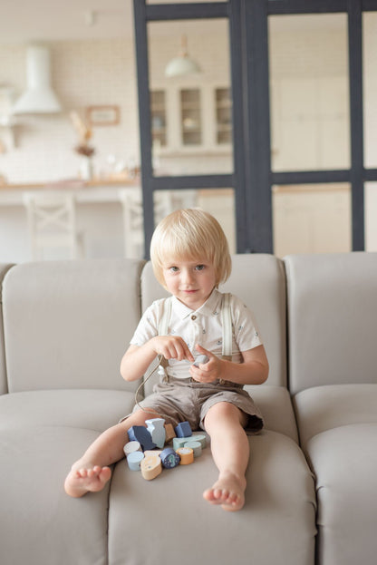 CUBIKA Pastel 16020 Navlékací ryby a mořští živočichové - navlékací set - 13 dřevěných dílů a 8 předloh