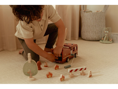 Hasičský náklaďák dřevěný