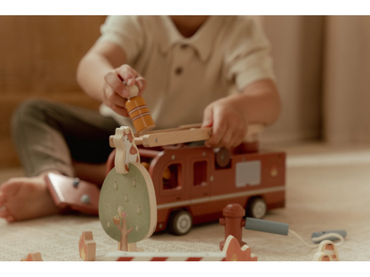 Hasičský náklaďák dřevěný