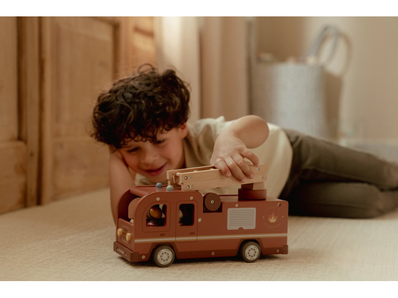 Hasičský náklaďák dřevěný