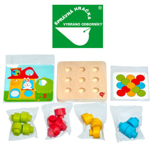 Barevná mozaika - dřevěná hra s velkými kolíky a předlohami