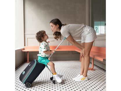 Kufr na kolečkách se sedátkem Eazy Green Blue