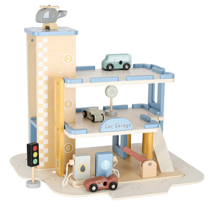 Dřevěná patrová garáž