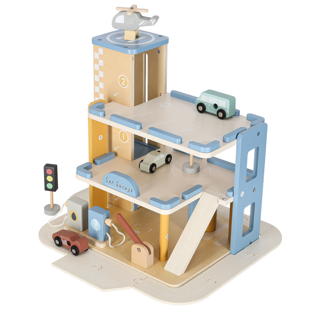 Dřevěná patrová garáž