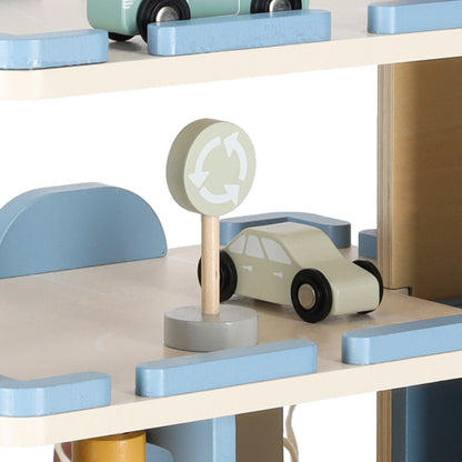 Dřevěná patrová garáž