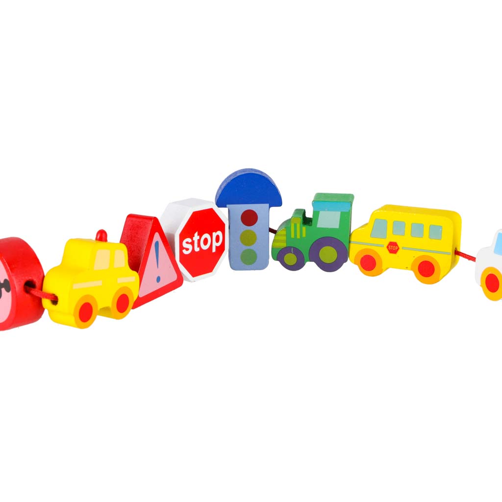 Dřevěné navlékací kostky – Auta a dopravní prostředky + hrací tabulka