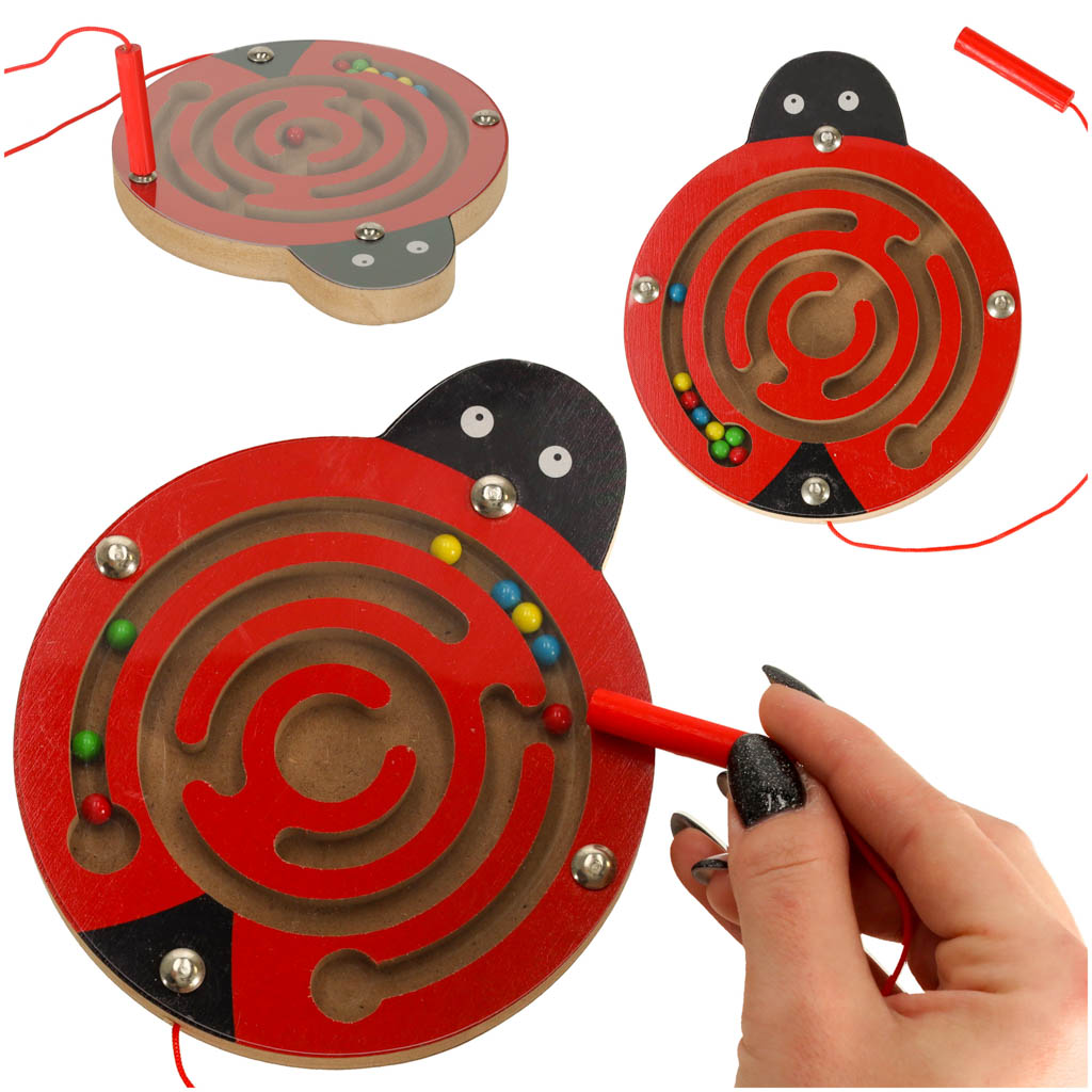 Magnetický labyrint beruška – logická hra s kuličkami