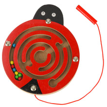 Magnetický labyrint beruška – logická hra s kuličkami