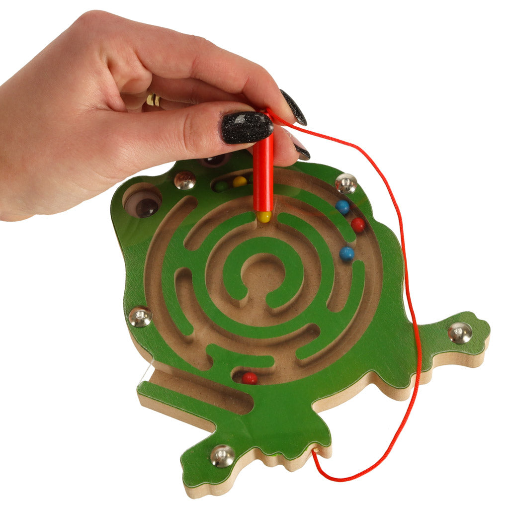 Magnetický labyrint žabka – logická hra s barevnými kuličkami
