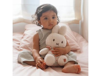 Králíček Miffy Lucky Blossom 30 cm