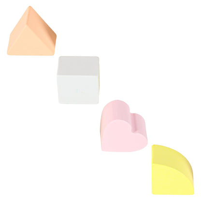 Modré dřevěné chodítko s počítadlem