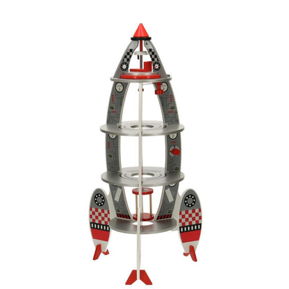 Dřevěná vesmírná raketa s astronauty